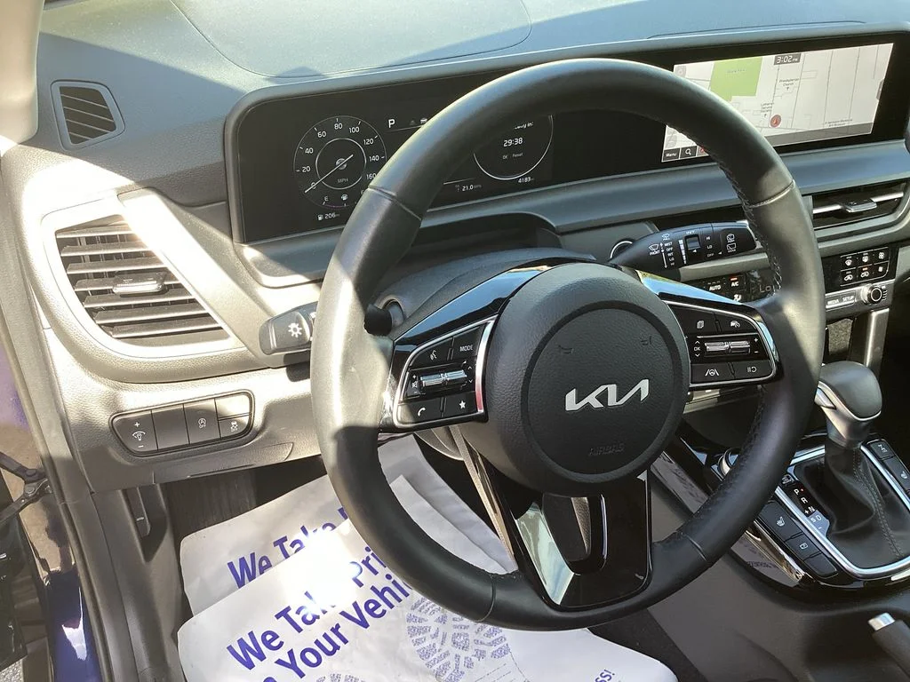 Used 2025 Blue Kia EX image 16