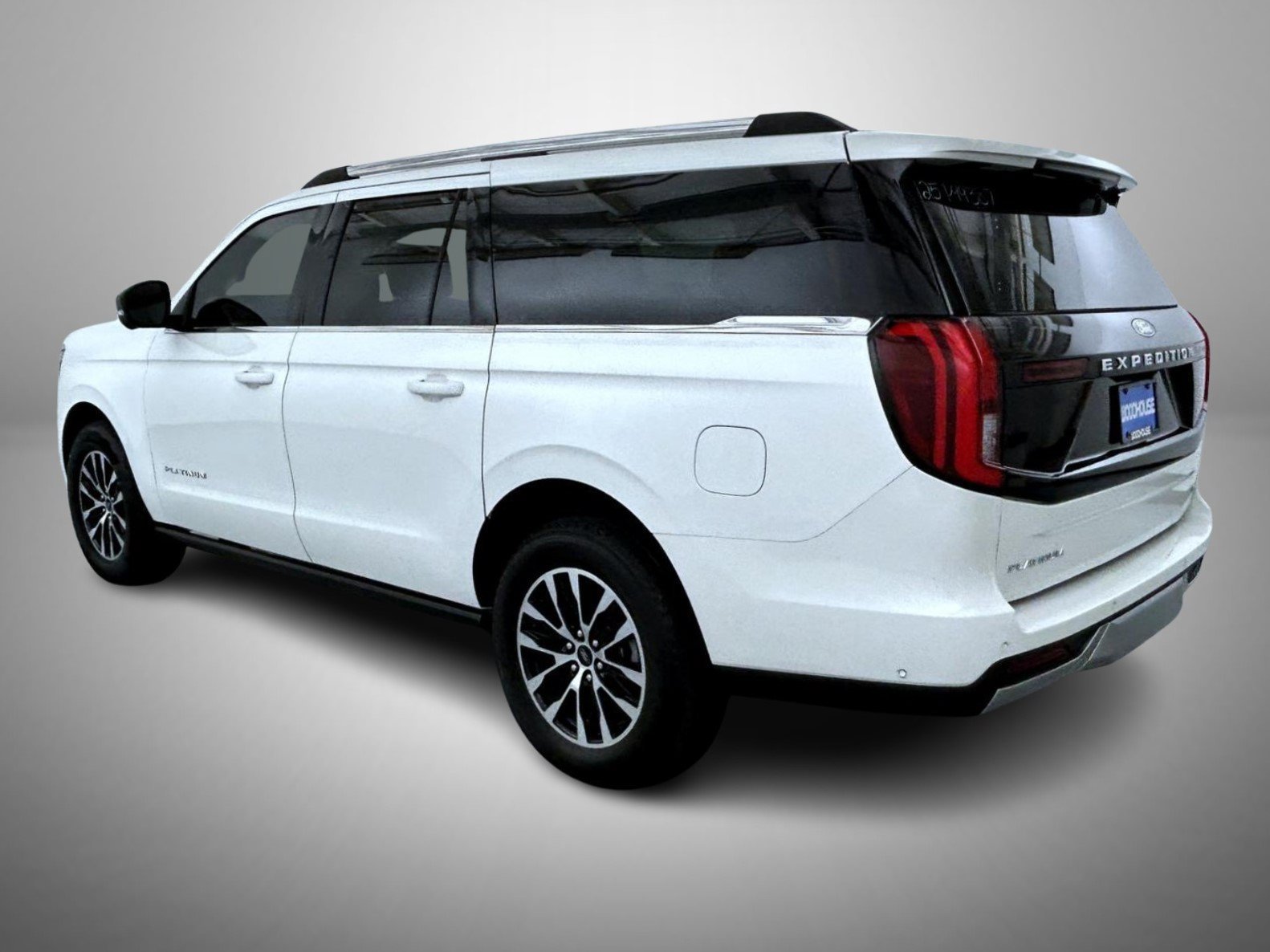 Used 2025 White Ford Platinum image 7