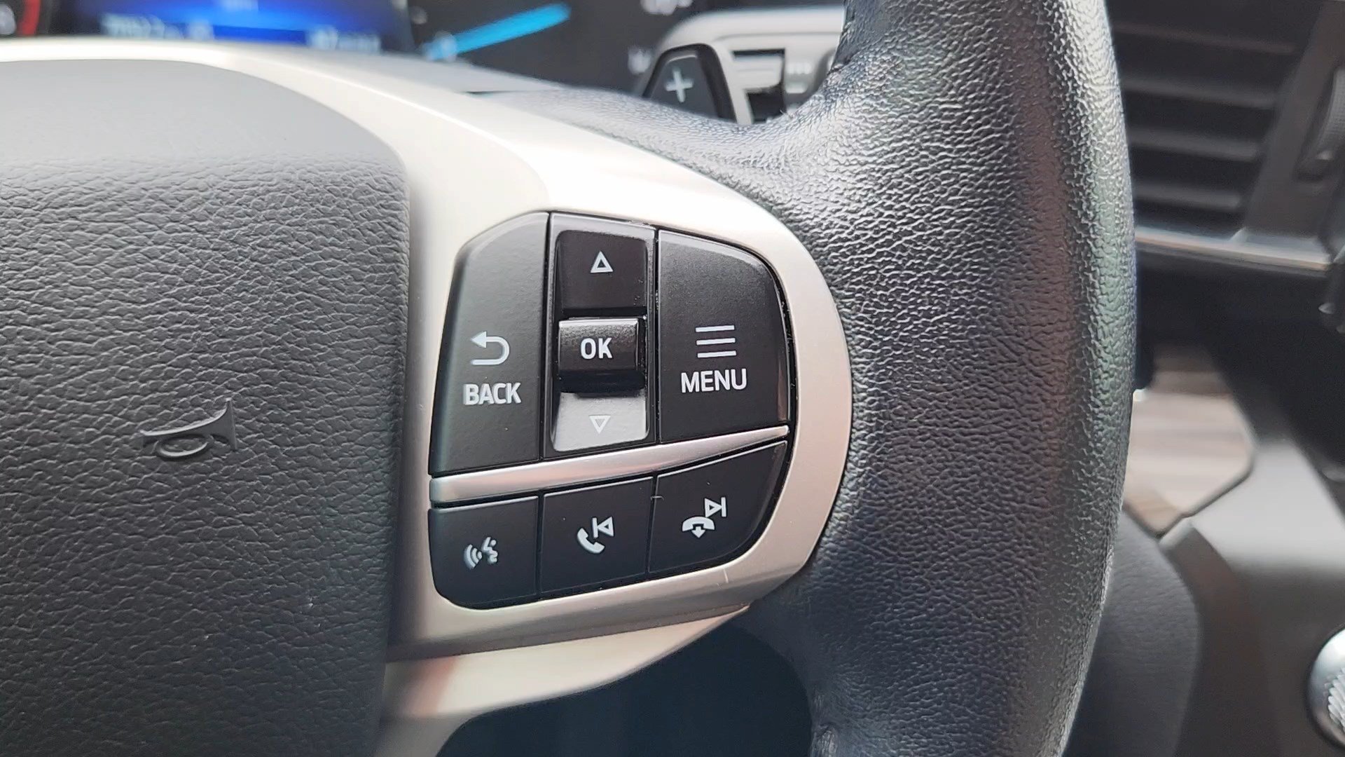 Used 2020 Star White Metallic Tri-Coat Ford Limited image 13