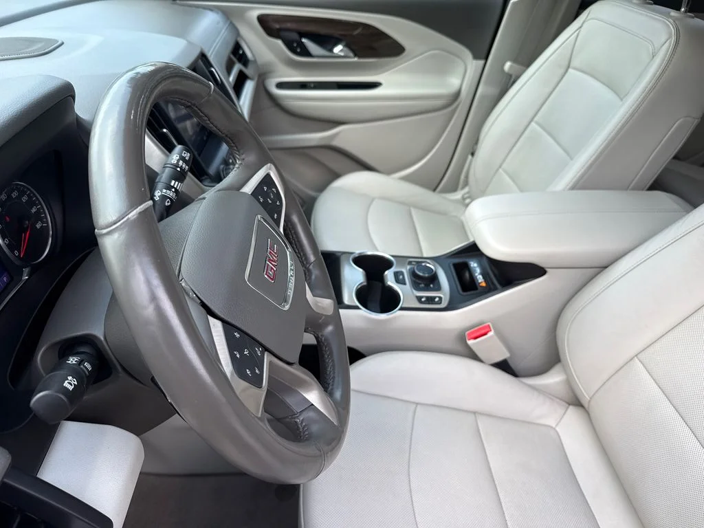 Used 2020 White GMC Denali image 18