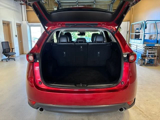 Used 2020 Soul Red Crystal Mazda Grand Touring image 18