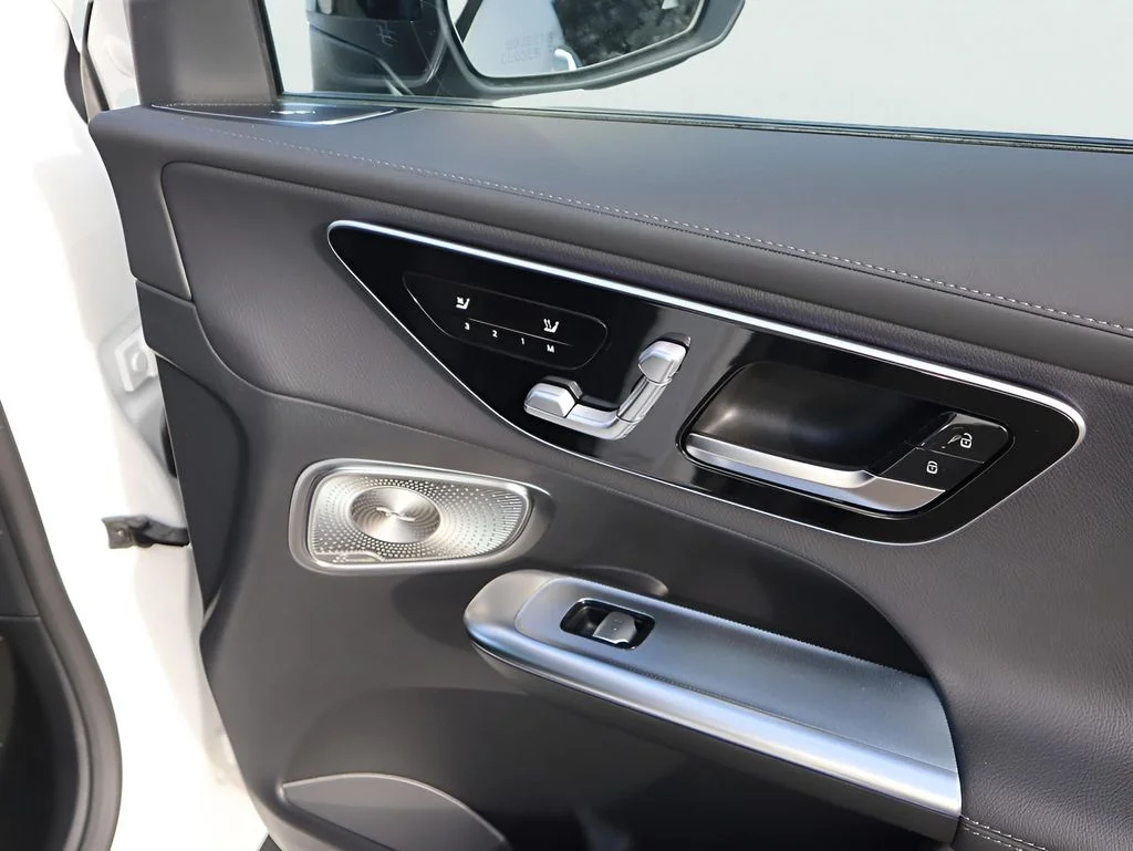 New 2026 Polar White Mercedes-Benz GLC 43 AMG® image 15