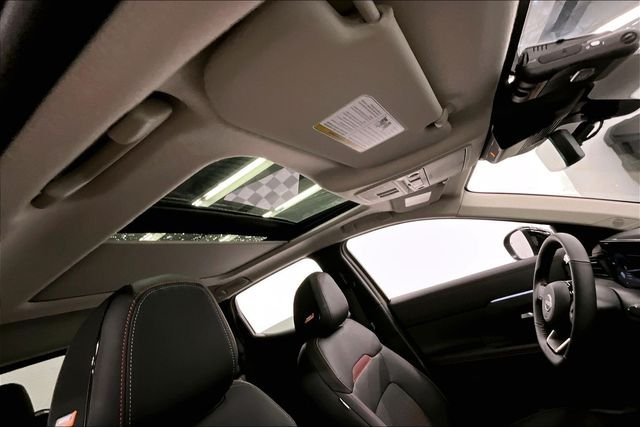 New 2026 Canyon Bronze Nissan SR image 35