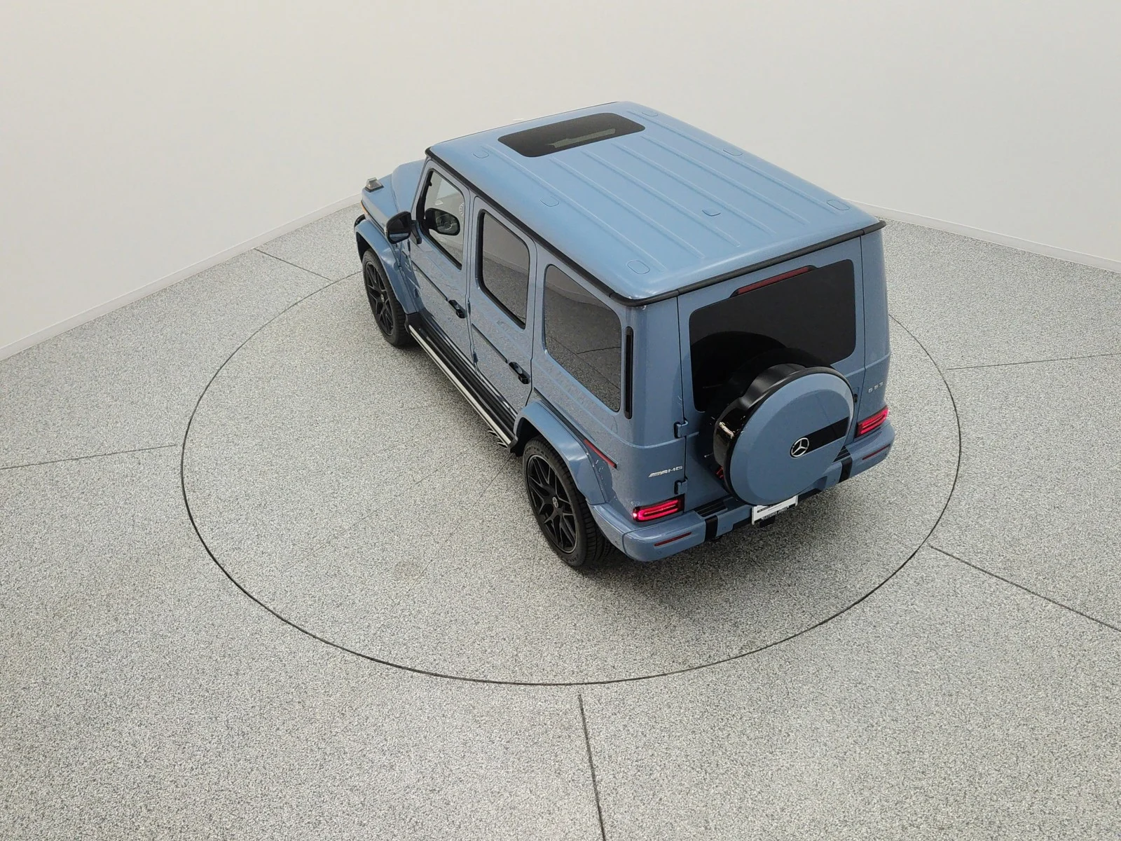 Certified Used 2025 MANUFAKTUR China Blue Non-Metallic Mercedes-Benz AMG® G 63 SUV image 15