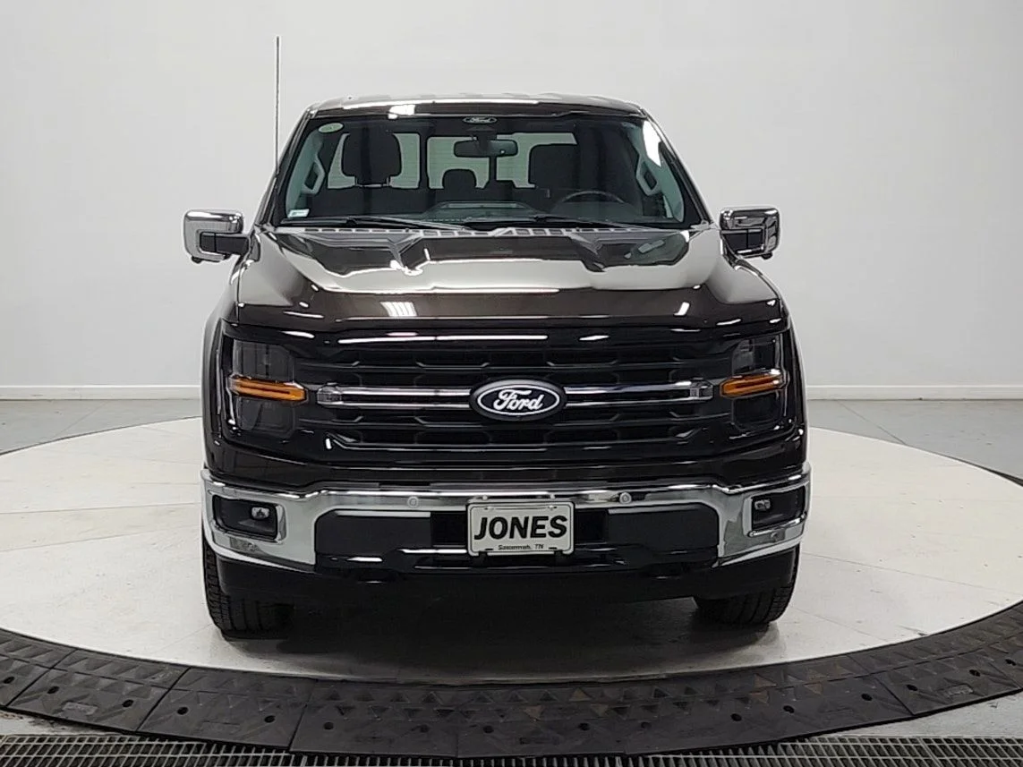 Used 2024 Brown Ford XLT image 3
