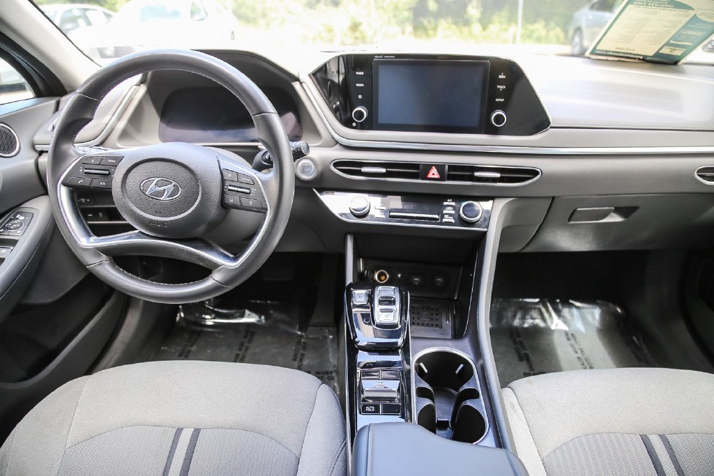 Used 2020 Gray Hyundai SEL image 11