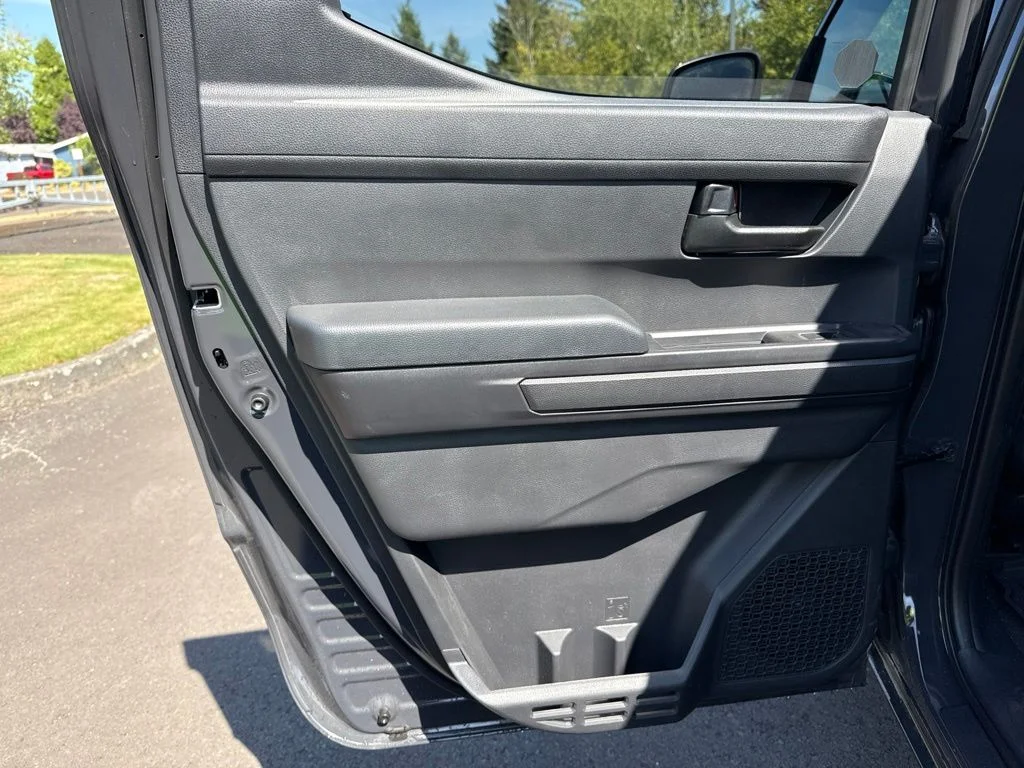 Used 2026 Underground Toyota SR5 image 19