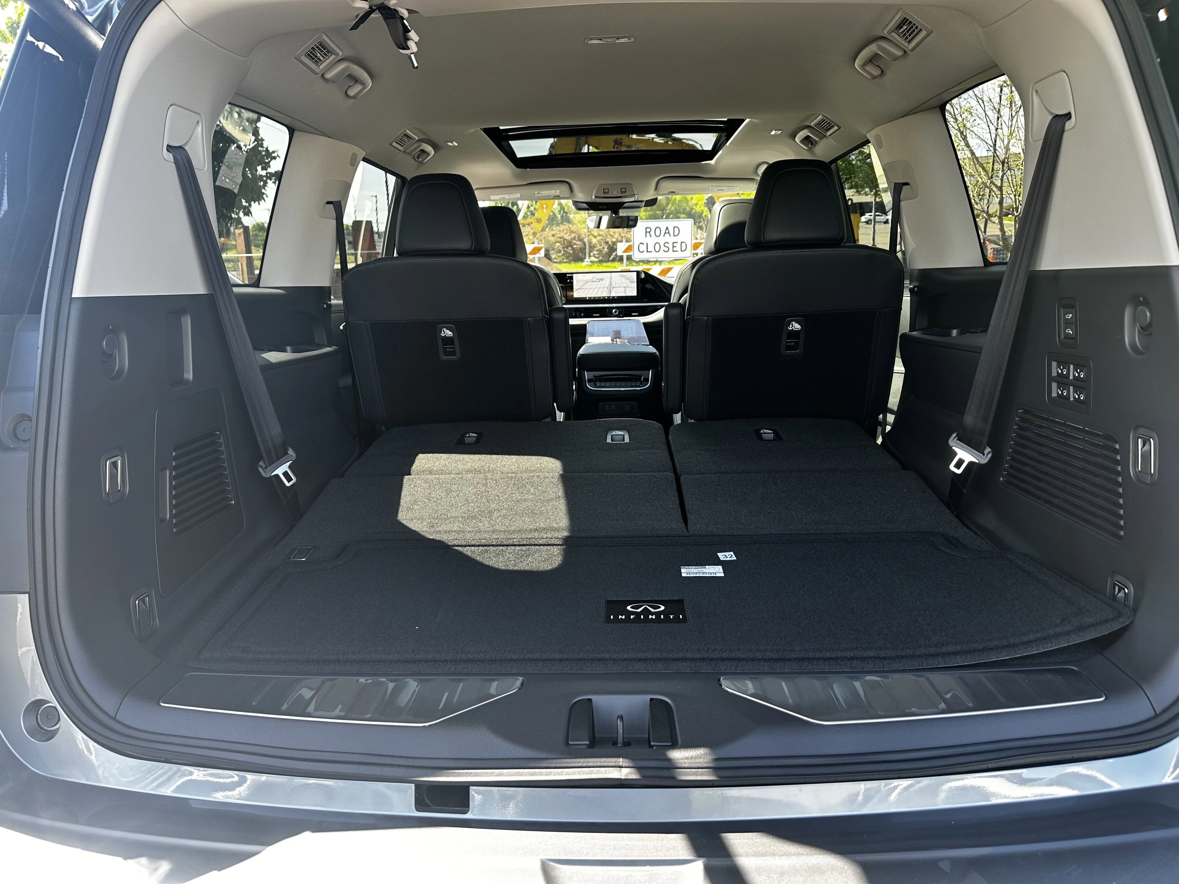 New 2026 DYNAMIC METAL INFINITI Luxe 4WD image 9