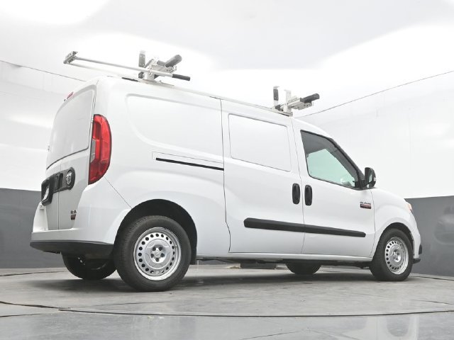Used 2022 White Ram Base image 39