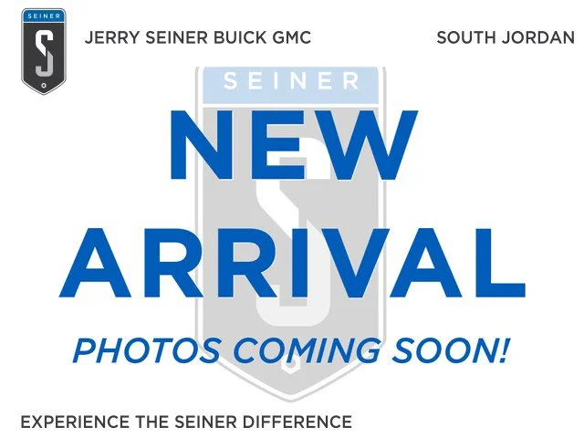Used 2015 Ingot Silver Ford SE image 1