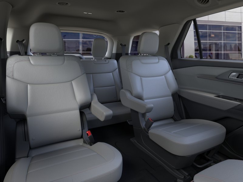New 2026 Star White Metallic Tri-Coat Ford Active image 11