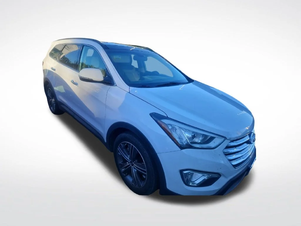 Used 2014 White Hyundai Limited image 2