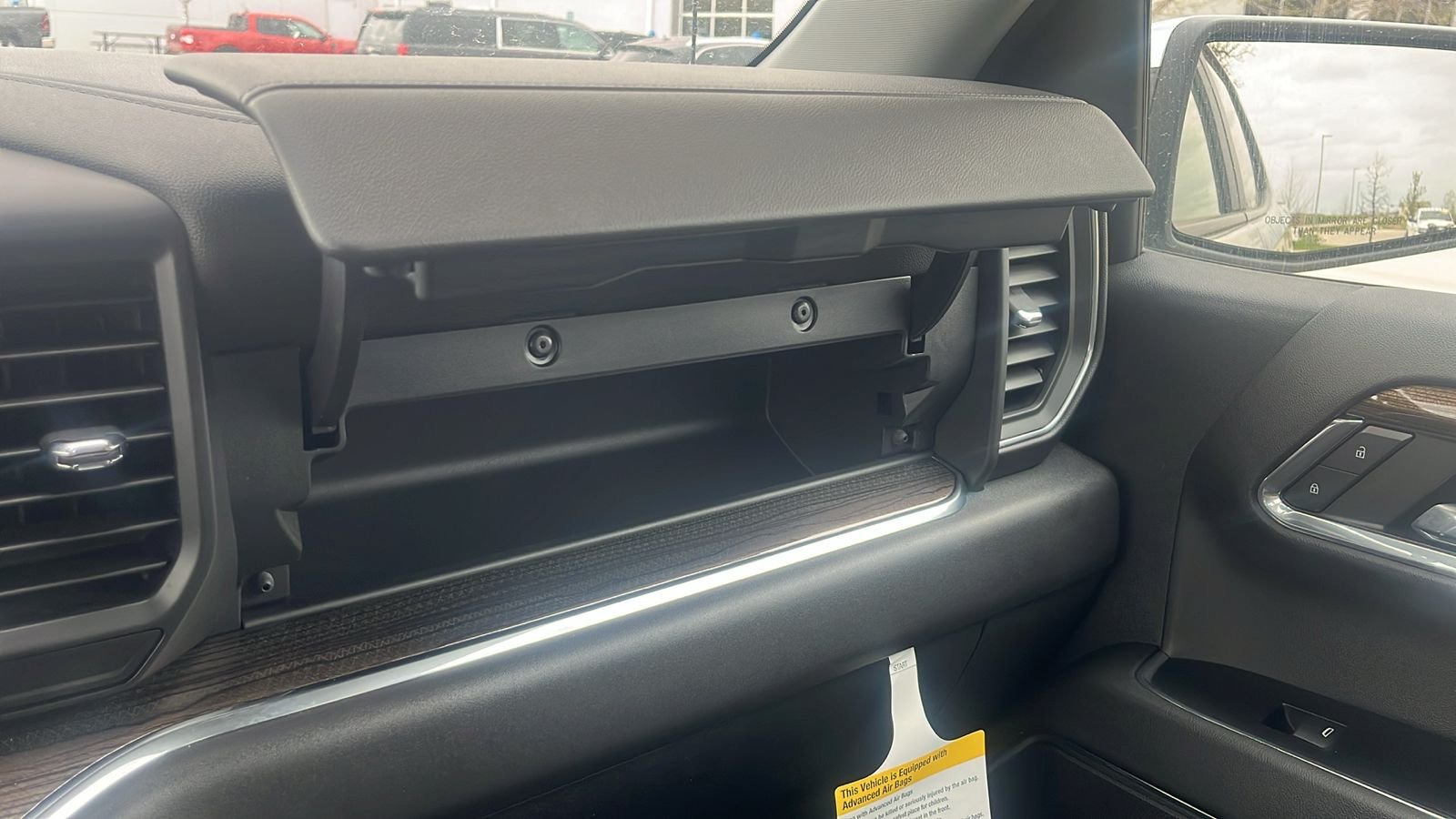 Used 2024 Gray Chevrolet LT image 27