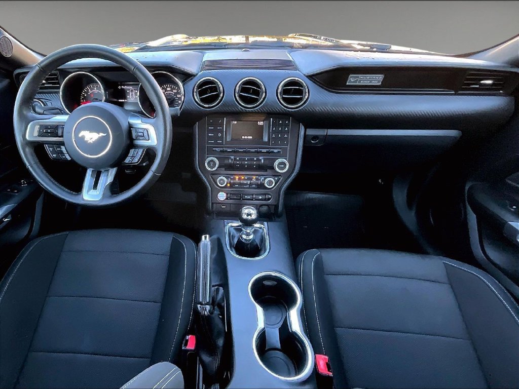 Used 2015 Black Ford V6 image 21