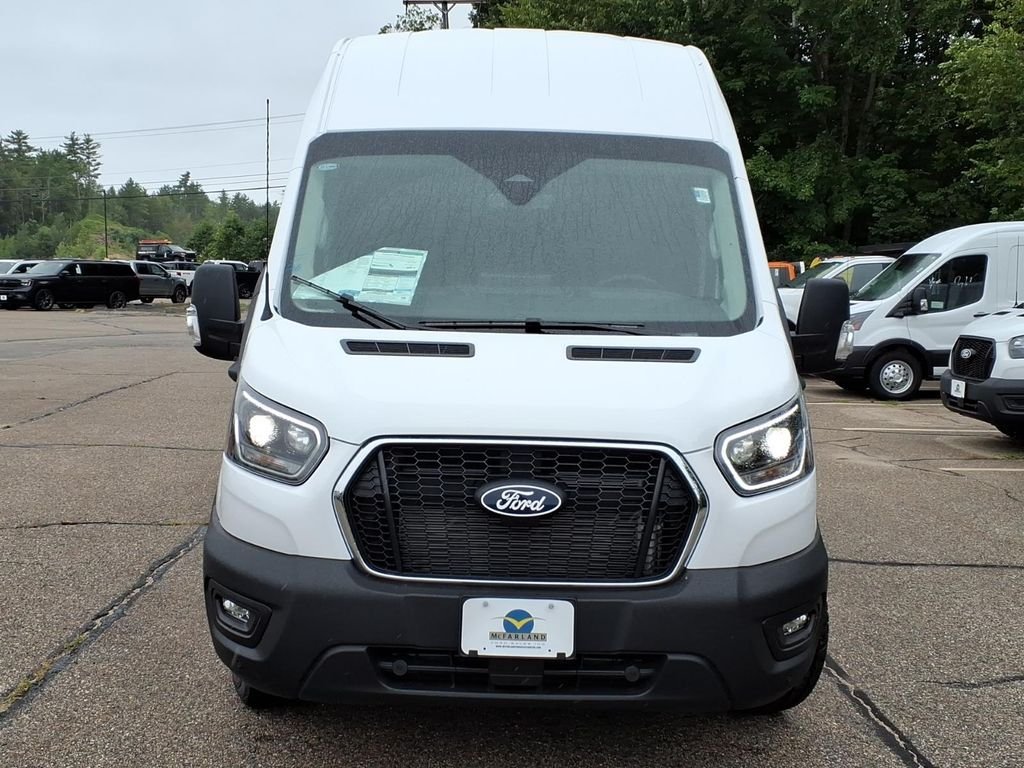 New 2026 Oxford White Ford Cargo Van image 3
