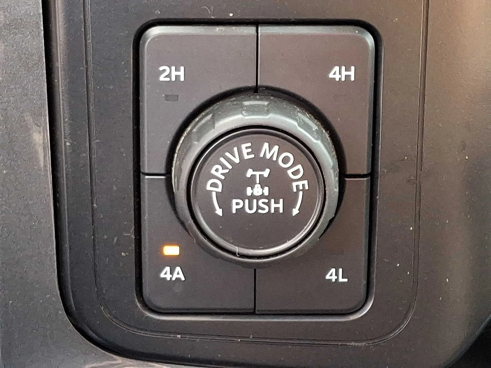 Used 2023 White Ford Tremor image 25