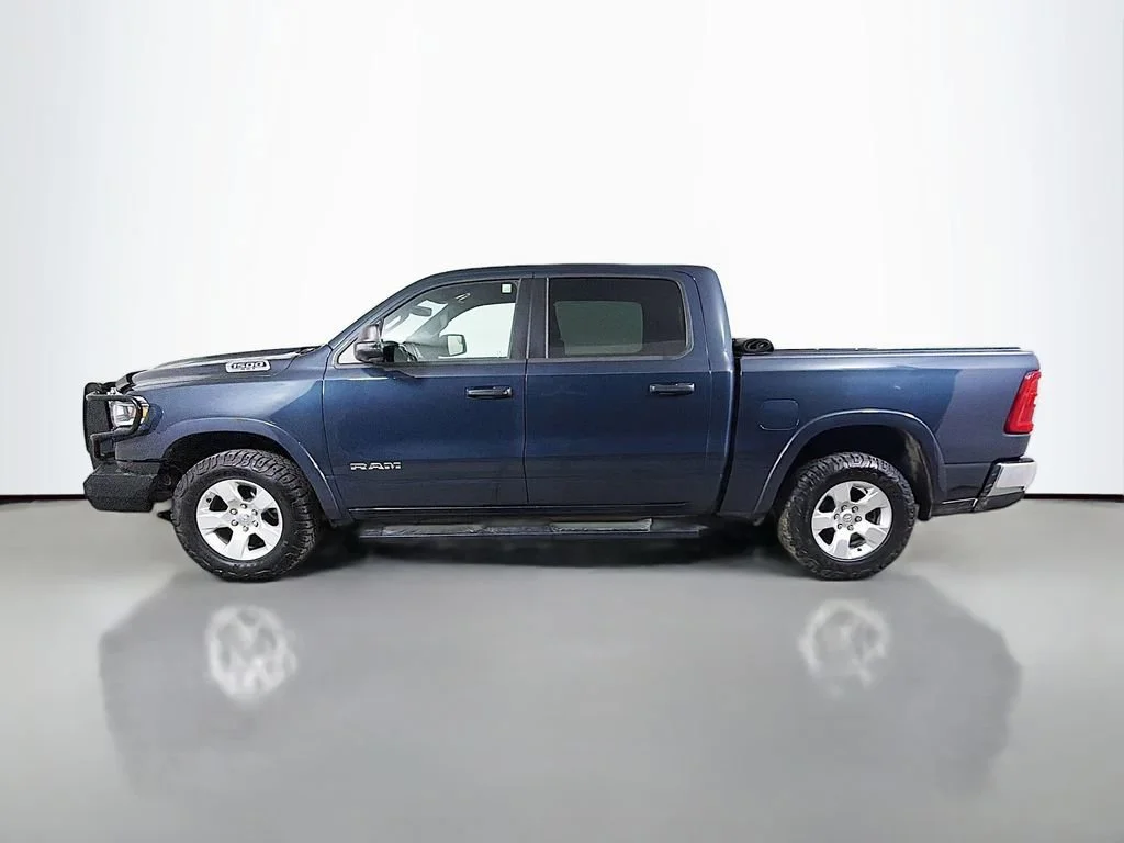 Used 2025  Ram Big Horn image 9