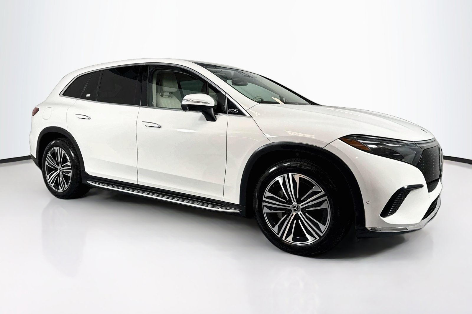 Used 2023 Polar White Mercedes-Benz EQS 450+ image 1