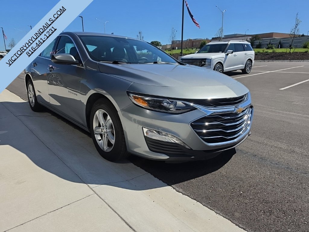 Used 2024 Gray Chevrolet LT image 8