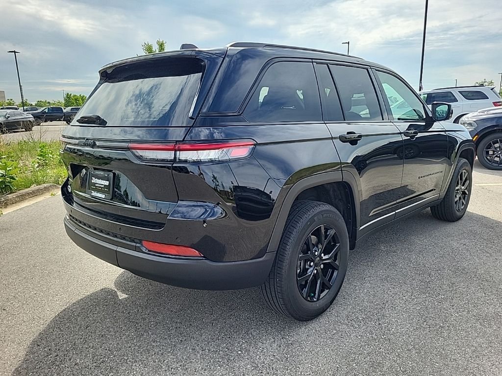 Certified Used 2024 Black Jeep Altitude image 5