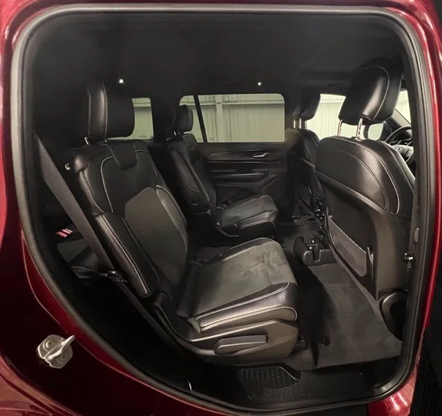Used 2025 Red Jeep Altitude X image 20