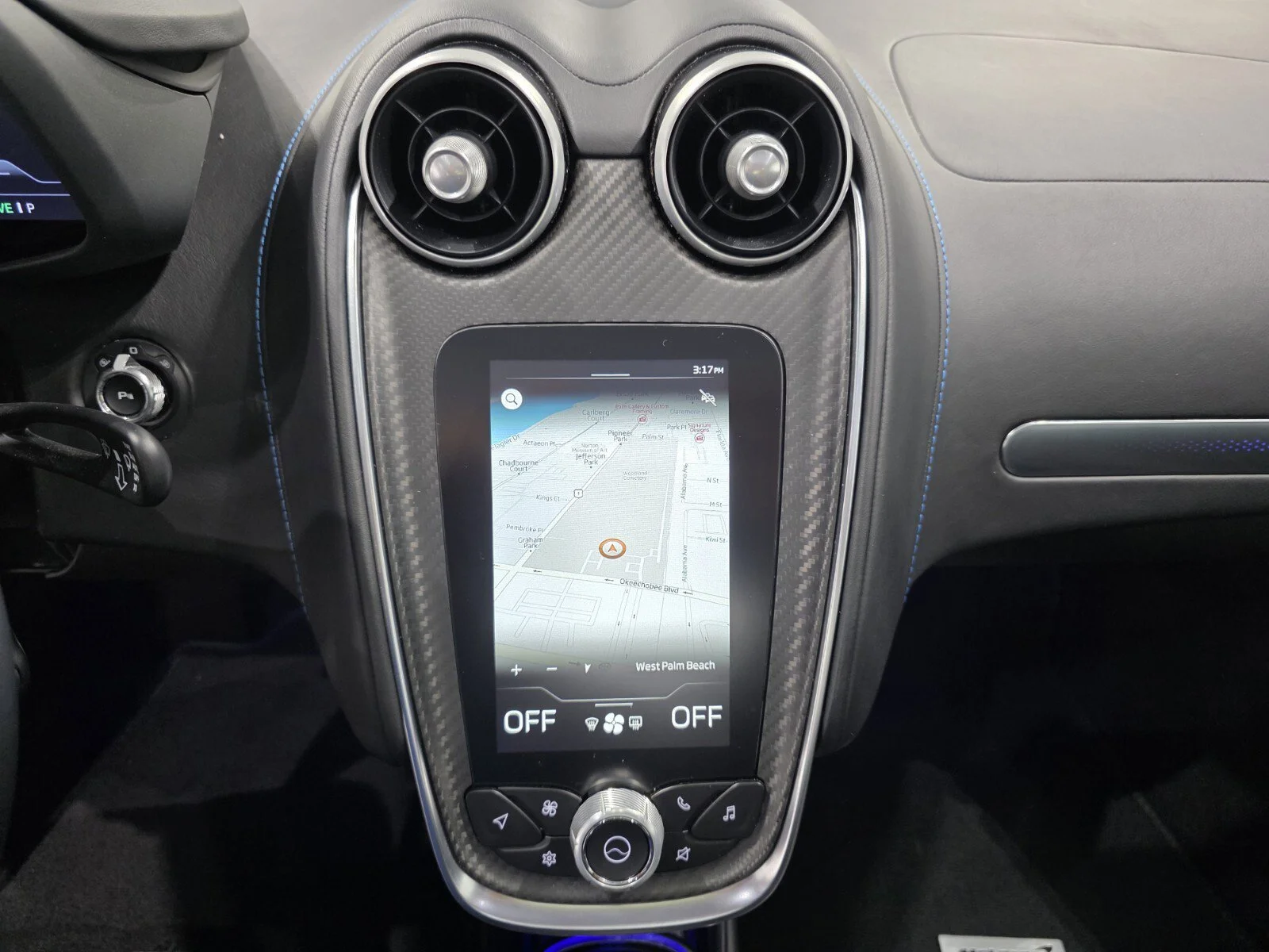 Used 2023 MSO Volcano Blue McLaren  image 13