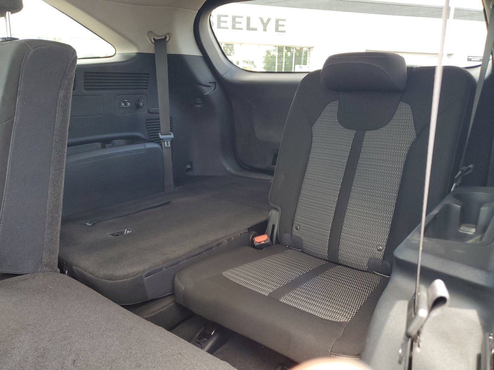 Used 2023 Black Kia LX image 9