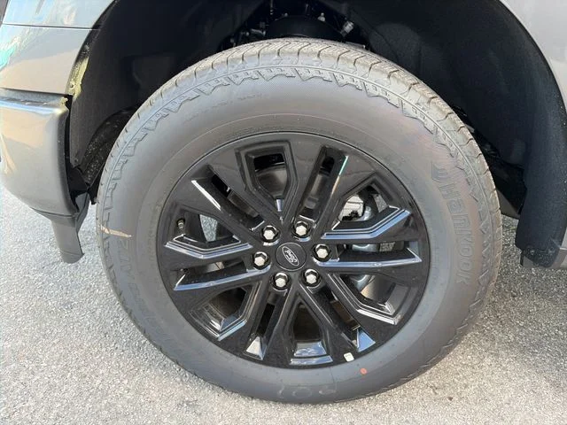 New 2026 Carbonized Gray Metallic Ford Lariat® image 26
