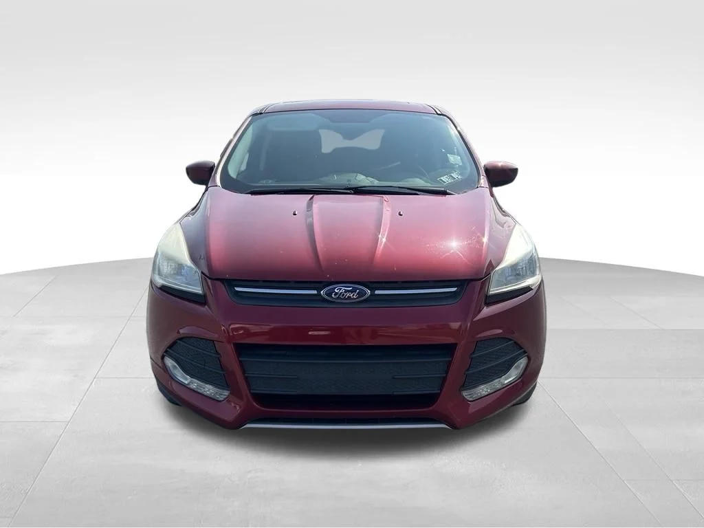 Used 2015 Ruby Red Metallic Ford SE image 6