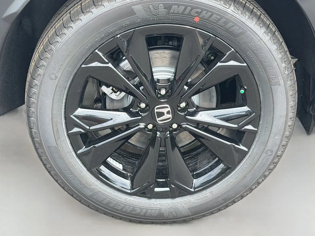 New 2026 Platinum White Pearl Honda Sport Touring image 11