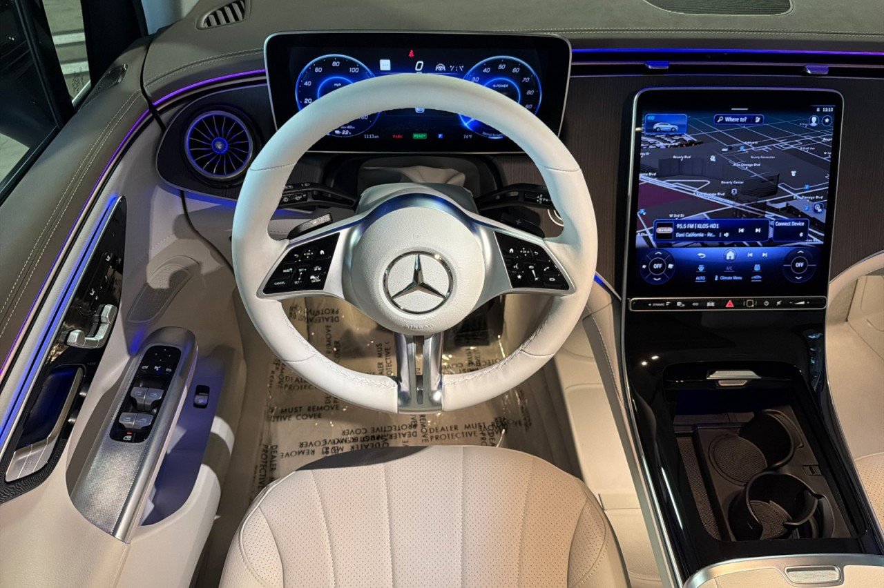 New 2027 Black Mercedes-Benz EQE 320 4MATIC® SUV image 13