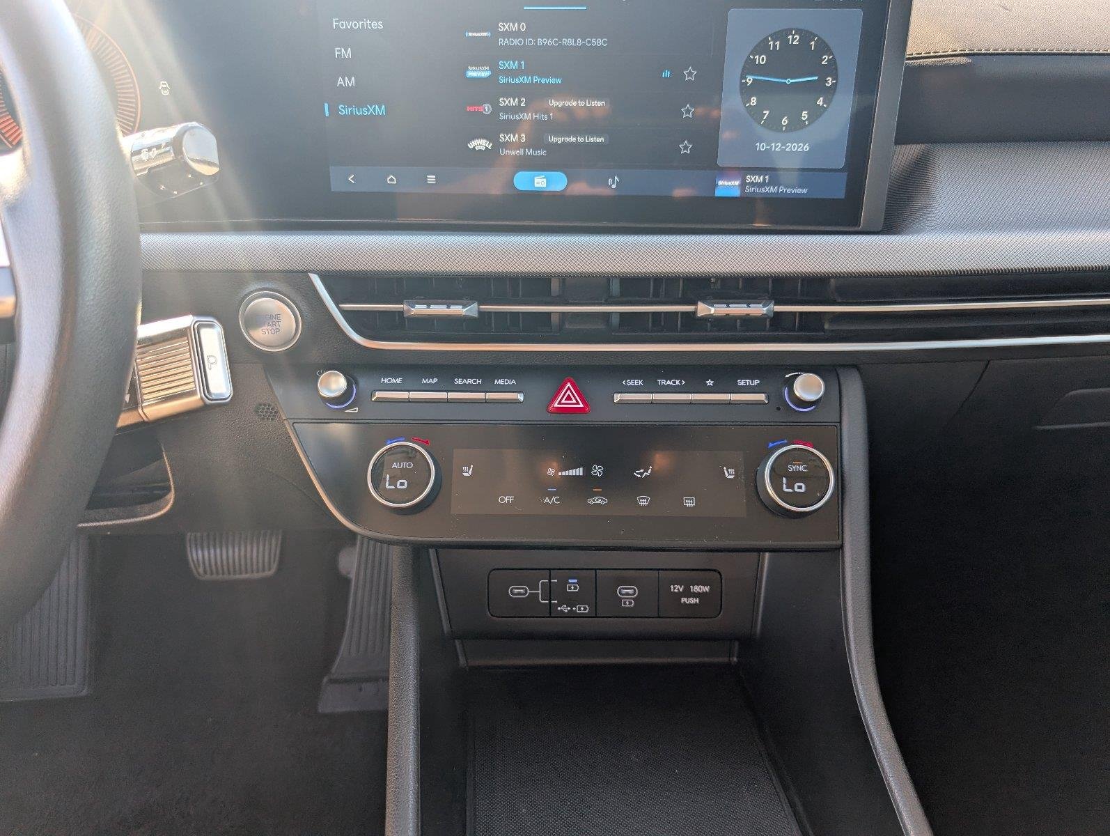 Used 2025 Serenity White Hyundai SEL image 29