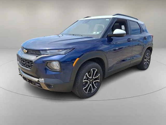 Used 2023 Blue Chevrolet ACTIV image 5