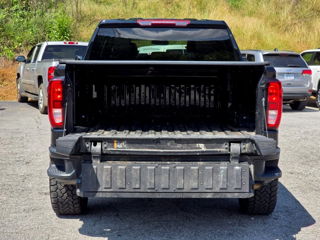Used 2023 Black GMC Elevation image 11