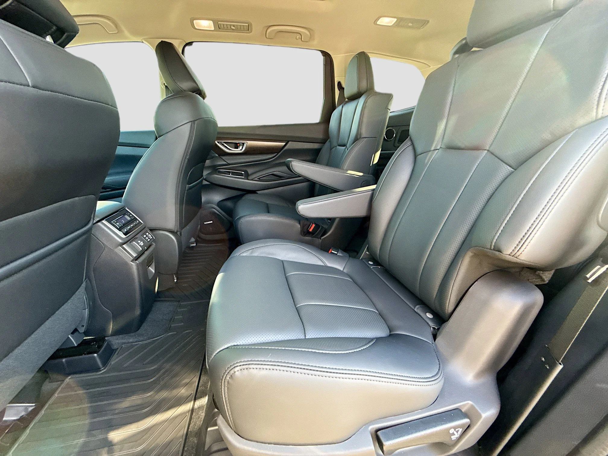 2026 Subaru Ascent Touring - Photo 22
