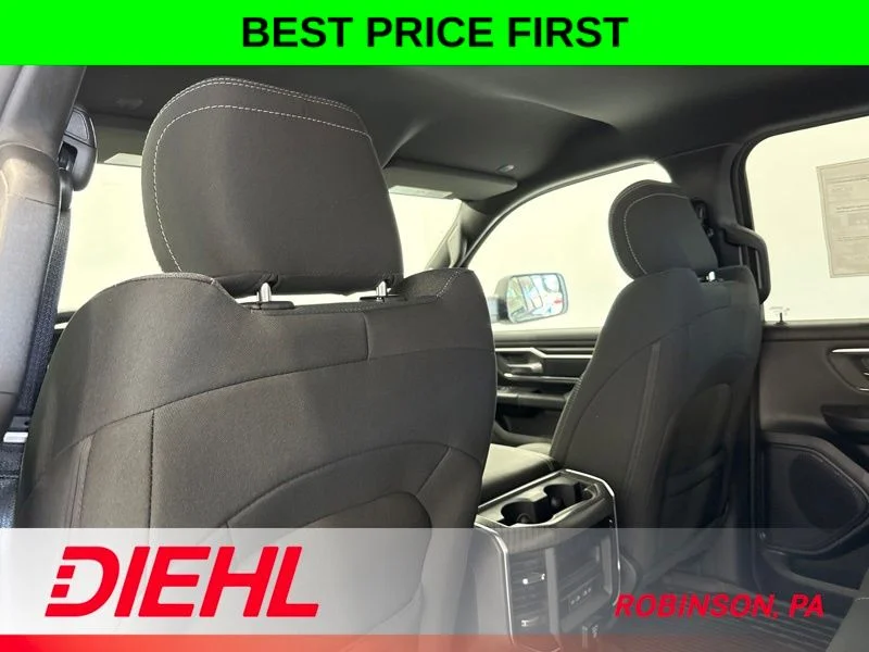 New 2026 Diamond Black Crystal Pearl-Coat Exterior Paint RAM Big Horn/Lone Star image 17