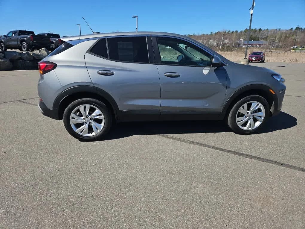 2025 Buick Encore GX Preferred - Photo 7