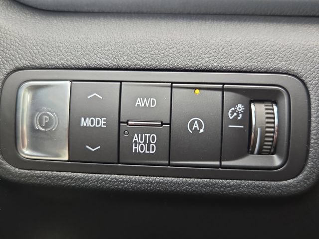 New 2026 Summit White GMC Elevation image 9