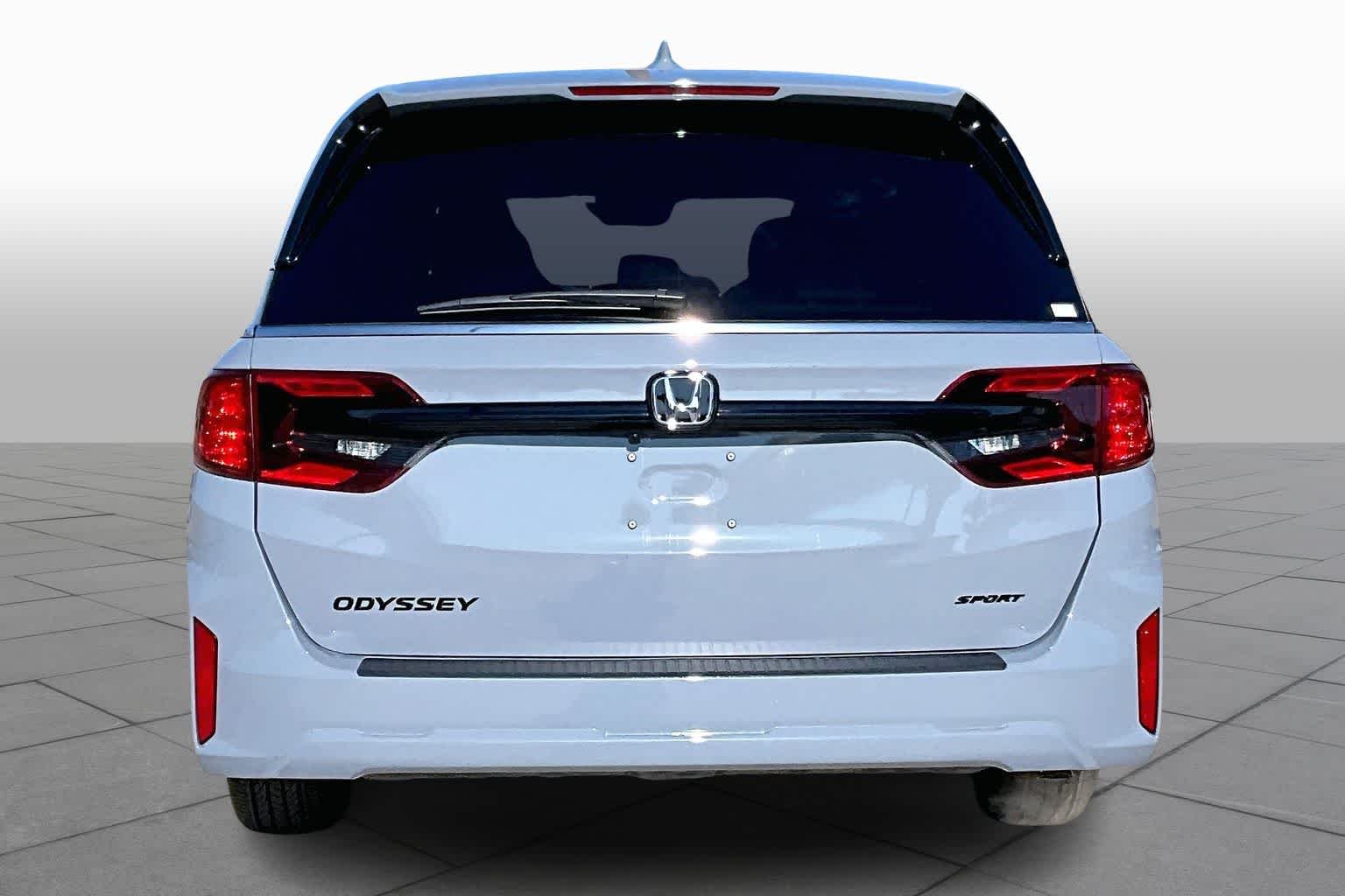 New 2026 Sonic Gray Pearl Honda Sport-L image 4