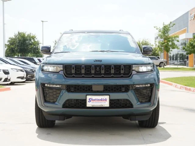 New 2026 Steel Blue Exterior Paint Jeep Limited image 2