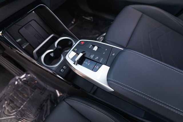 Used 2025 Alpine White BMW xDrive28i image 27