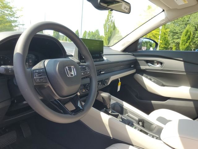 2025 Honda Accord SE - Photo 12