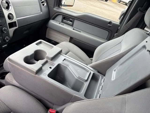 Used 2013 White Ford XLT image 21