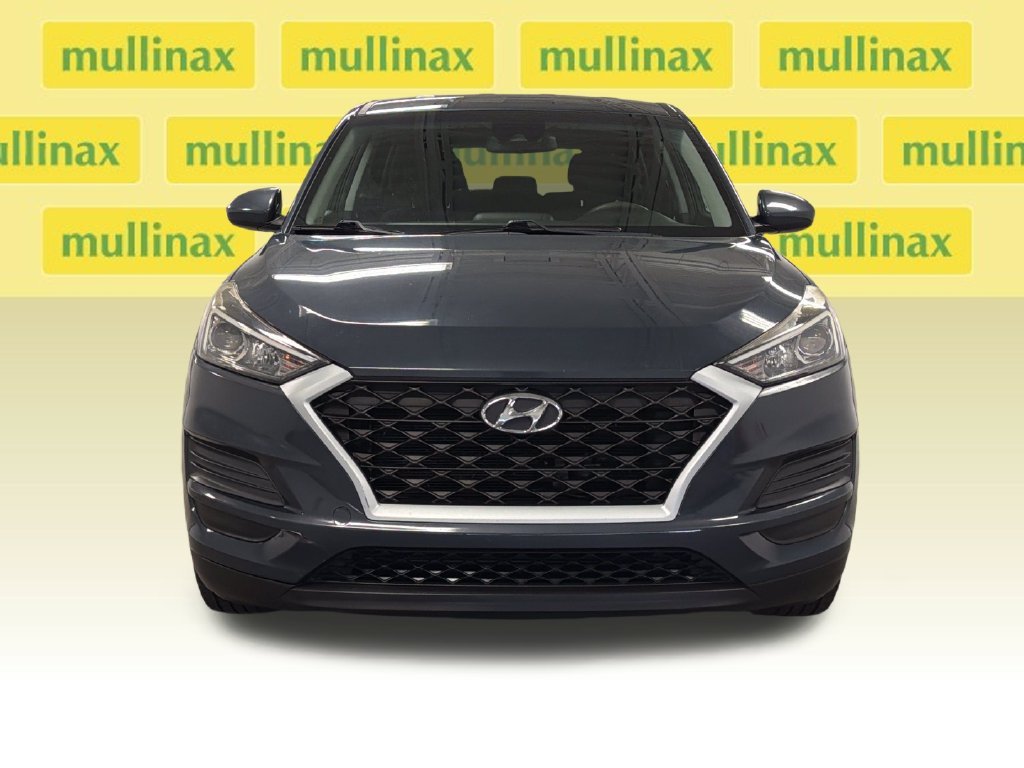 Used 2019 Blue Hyundai SE image 5