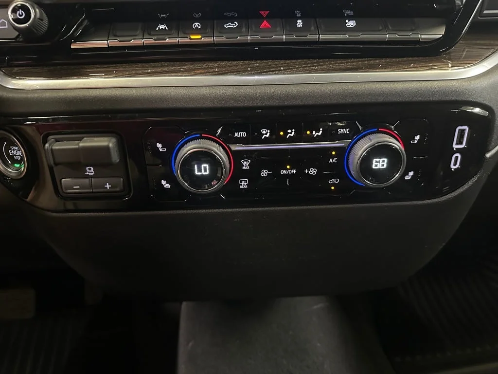 Certified Used 2025 Summit White Chevrolet LT image 16