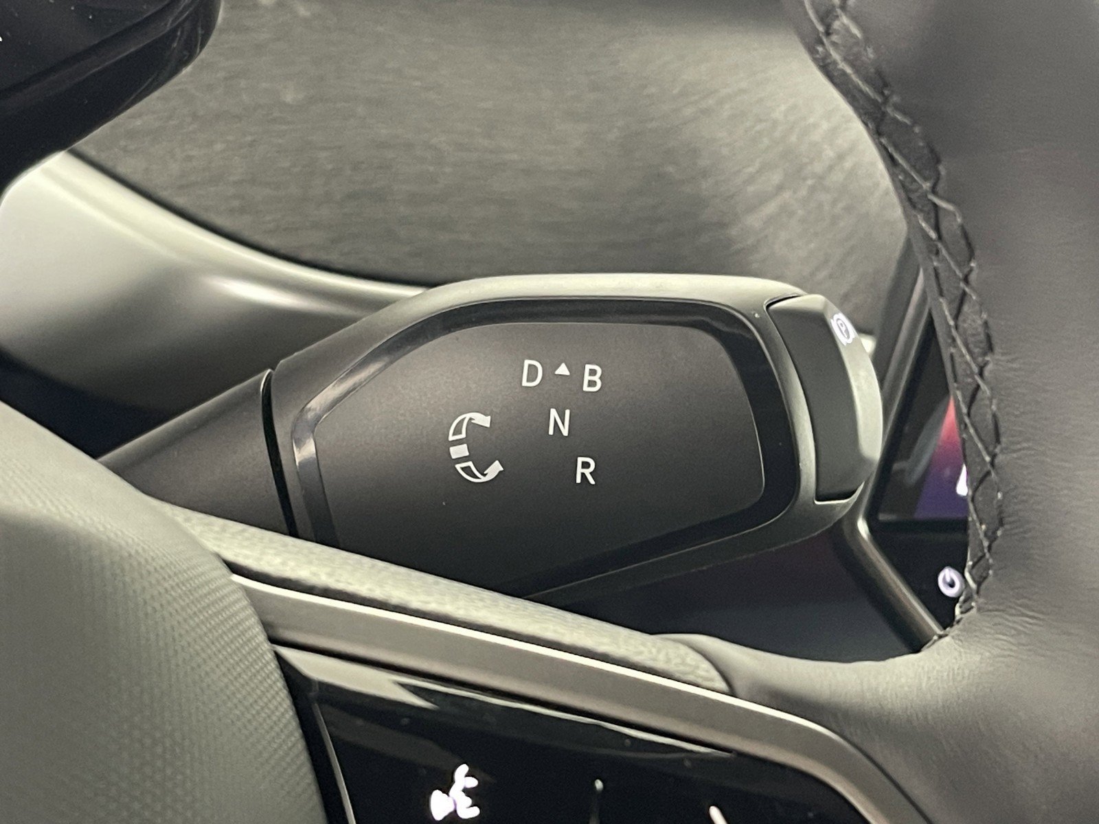 2025 Volkswagen ID. Buzz PRO S - Photo 23