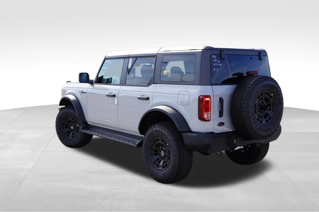 New 2026 White Ford Big Bend image 5