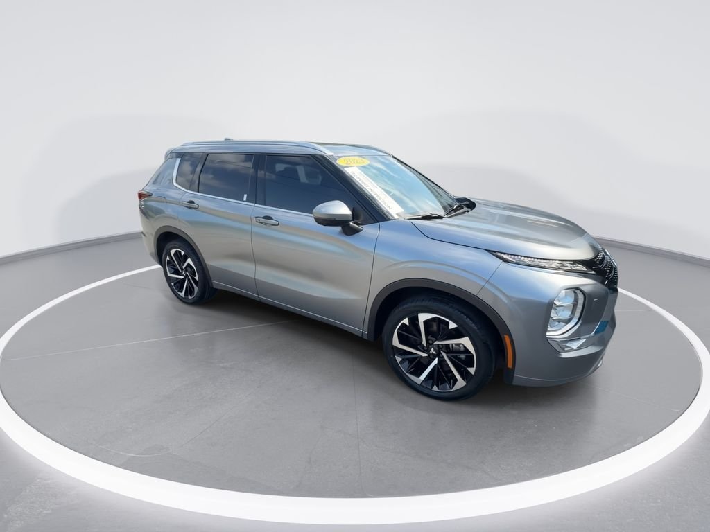 Certified Used 2023 Gray Mitsubishi SEL image 2