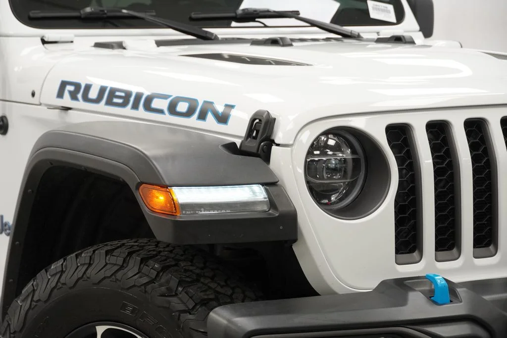 Used 2022 White Jeep Unlimited Rubicon 4xe image 6