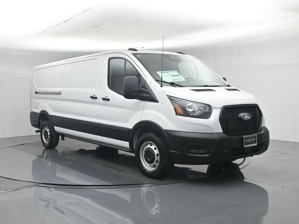New 2026 Oxford White Ford Base image 53